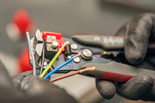 Best Affordable Electrician  in Salamanca, NY